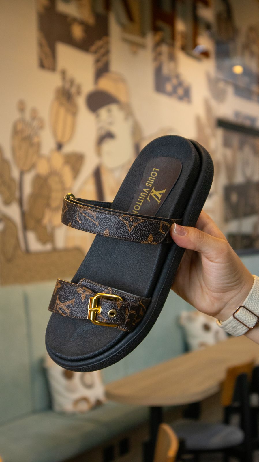 Gray helmet for bikers